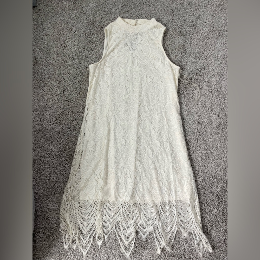 Fire Los Angeles lace medium dress